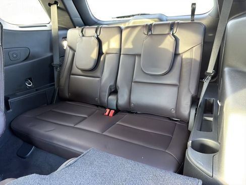 Used 2026 Ford Explorer Platinum w/ LUX Leather Package AWD/4WD image 13
