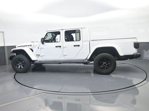 Used 2022 Jeep Gladiator Mojave w/ LED Lighting Group AWD/4WD image 3