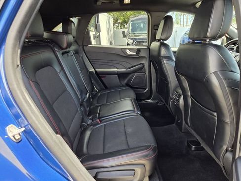 Used 2023 Ford Escape ST-Line AWD/4WD image 18