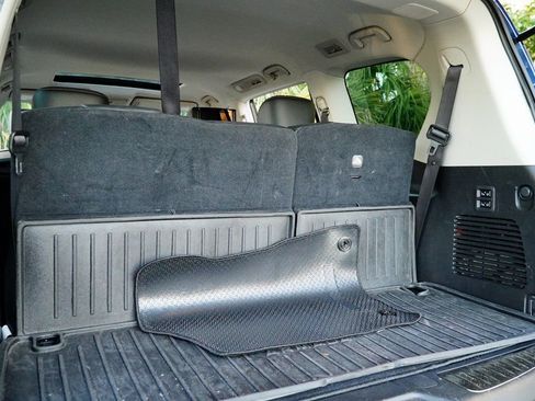 Used 2022 Nissan Armada Platinum w/ Captain's Chairs Package image 36