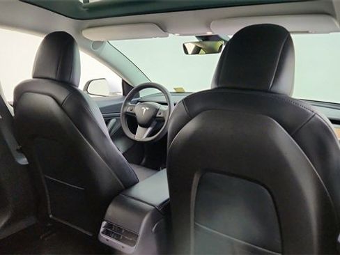 Used 2020 Tesla Model 3 Standard Range Plus image 25