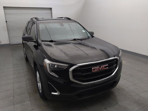 Used 2018 GMC Terrain SLE w/ Driver Convenience Package FWD image 14