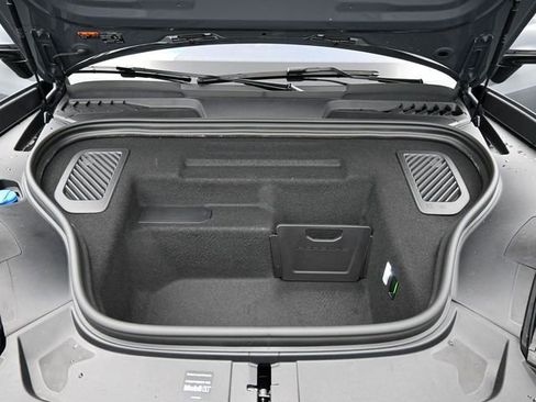 New 2025 Porsche Macan Turbo Electric image 26