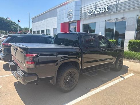 Used 2023 Nissan Frontier SV AWD/4WD image 1