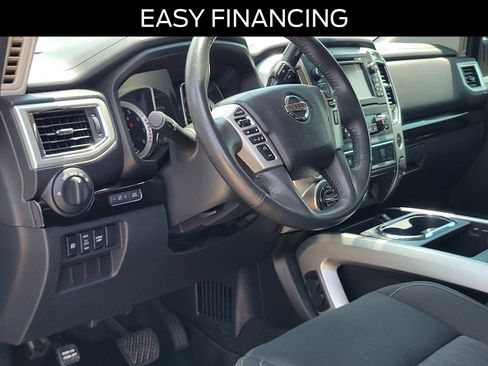 Used 2017 Nissan Titan SV AWD/4WD image 19