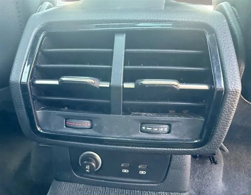 Used 2021 Audi Q3 2.0T Premium AWD/4WD image 27