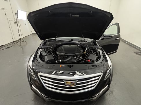 Used 2017 Cadillac CT6 3.6 AWD image 3