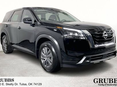 Certified 2025 Nissan Pathfinder S