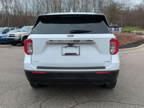 Used 2020 Ford Explorer XLT w/ Comfort Package image 7