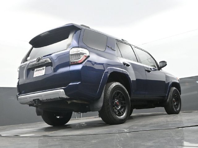 Used 2018 Toyota 4Runner TRD Off-Road AWD/4WD image 24