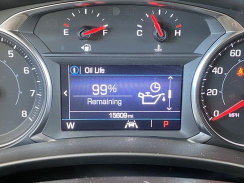 Used 2024 GMC Terrain SLE w/ Driver Convenience Package AWD/4WD image 5