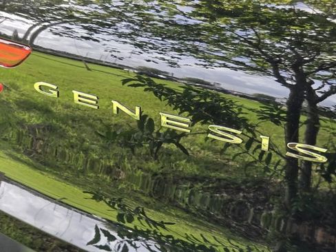 Used 2024 Genesis GV70 2.5T AWD/4WD image 10