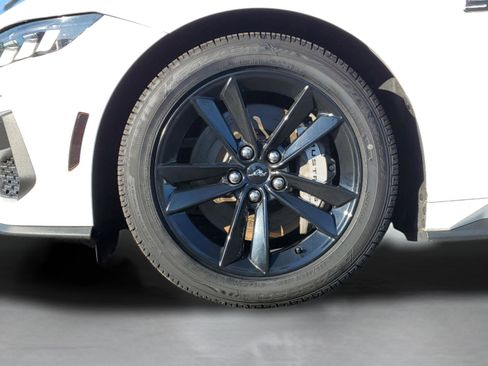 Used 2024 Ford Mustang GT image 5