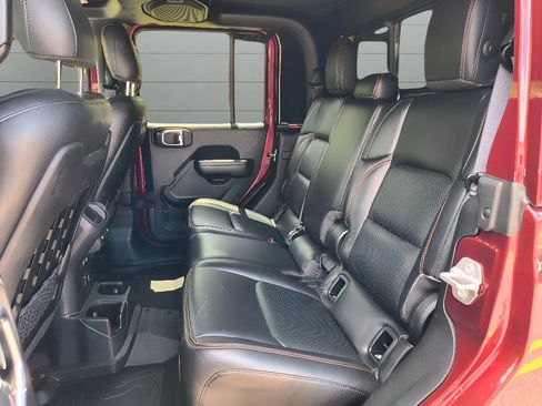 Used 2021 Jeep Gladiator Mojave image 12