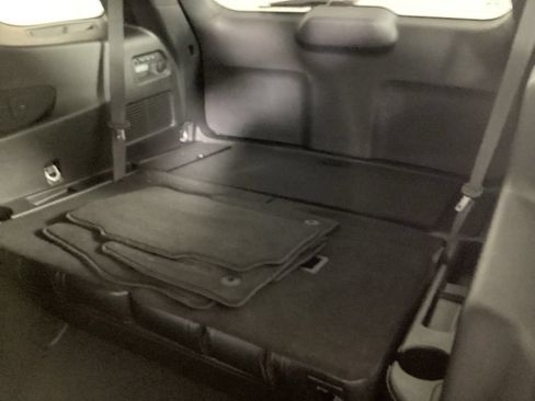 Used 2025 Ford Explorer ST AWD/4WD image 30