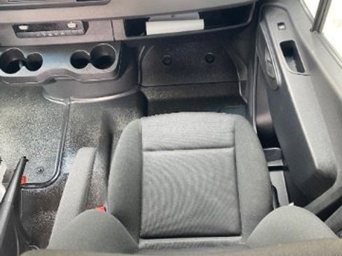 Used 2023 Mercedes-Benz Sprinter 2500 image 20