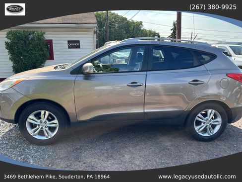Used 2010 Hyundai Tucson GLS FWD image 4
