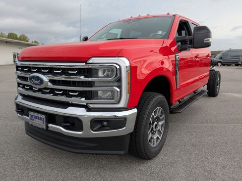 New 2025 Ford F350 Lariat image 6