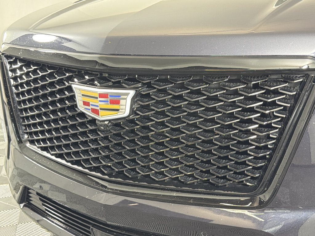 Used 2025 Cadillac Escalade Sport w/ Touring Package AWD/4WD image 11