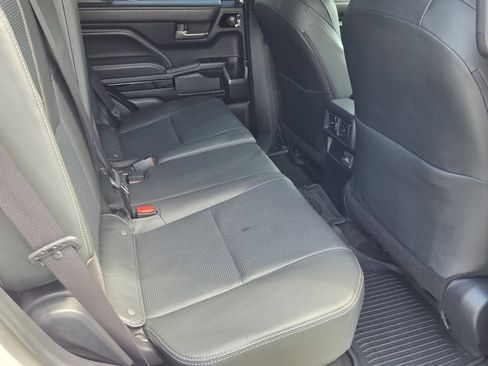 Certified 2025 Toyota 4Runner Limited AWD/4WD image 10