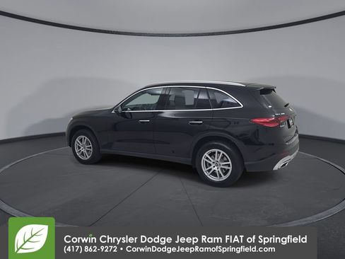 Used 2023 Mercedes-Benz GLC 300 4MATIC image 10