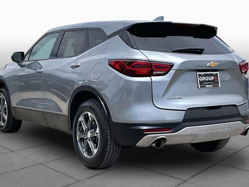 Used 2025 Chevrolet Blazer LT FWD image 11