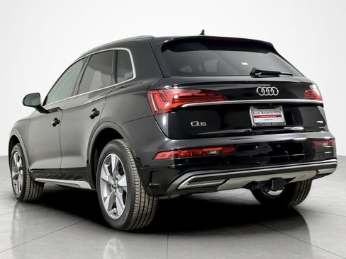 Used 2023 Audi Q5 2.0T Premium Plus w/ Premium Plus Package image 3