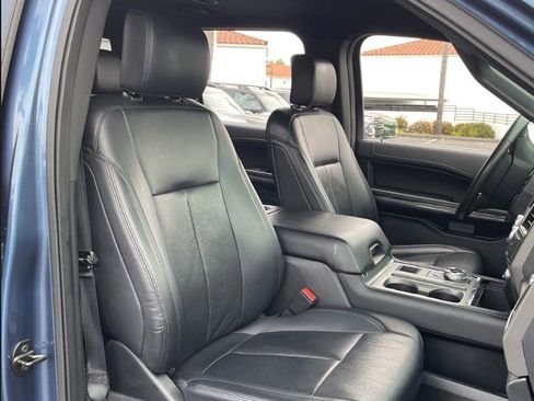 Used 2019 Ford Expedition XLT w/ Equipment Group 202A image 11