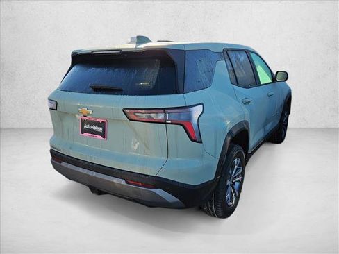 New 2026 Chevrolet Equinox LT FWD image 3