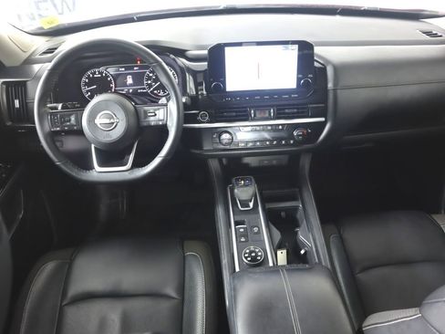 Used 2022 Nissan Pathfinder SL w/ SL Premium Package image 25