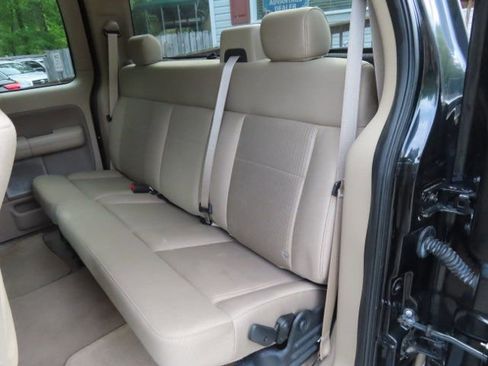 Used 2007 Ford F150 XLT AWD/4WD image 11