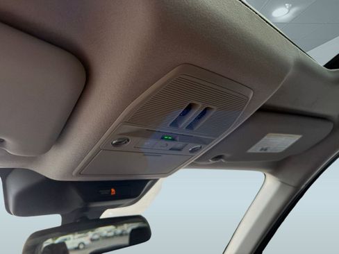 New 2026 Nissan Kicks SR w/ SR Premium Package image 18