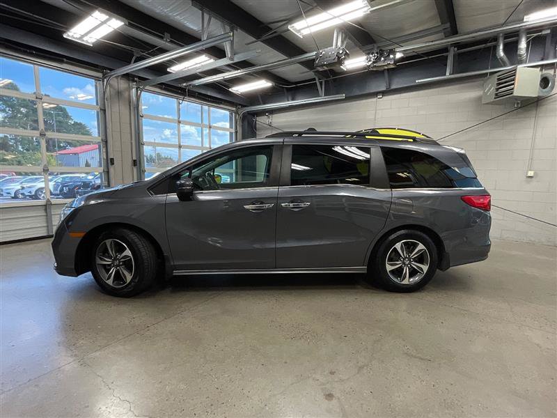 Used 2018 Honda Odyssey Touring image 2