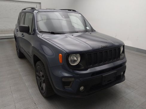 Used 2021 Jeep Renegade Latitude AWD/4WD image 14