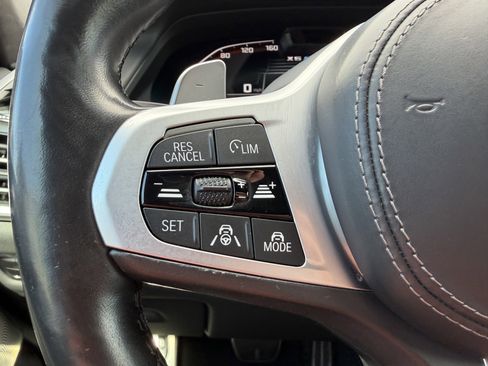 Used 2022 BMW X6 M50i w/ Executive Package image 29