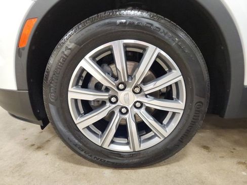 Used 2019 Cadillac XT4 Sport w/ Cold Weather Package image 10