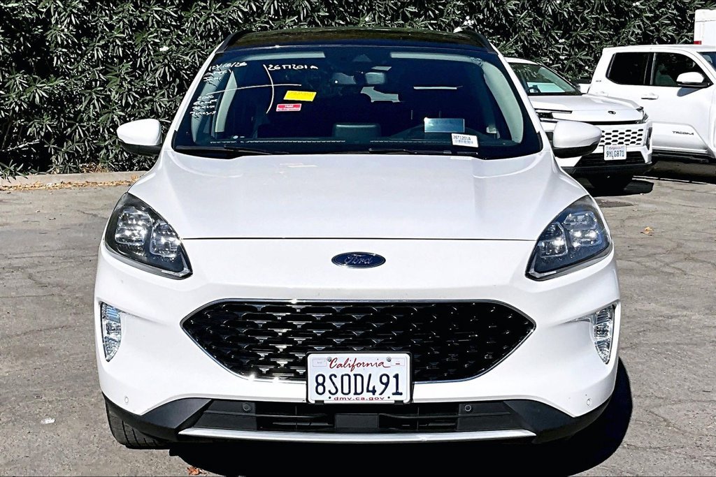 Used 2020 Ford Escape Titanium AWD/4WD image 2