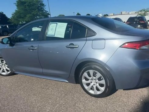 Used 2024 Toyota Corolla LE FWD image 4