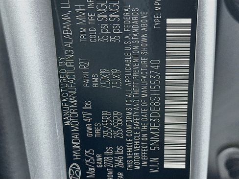 Used 2025 Hyundai Tucson Limited FWD image 12