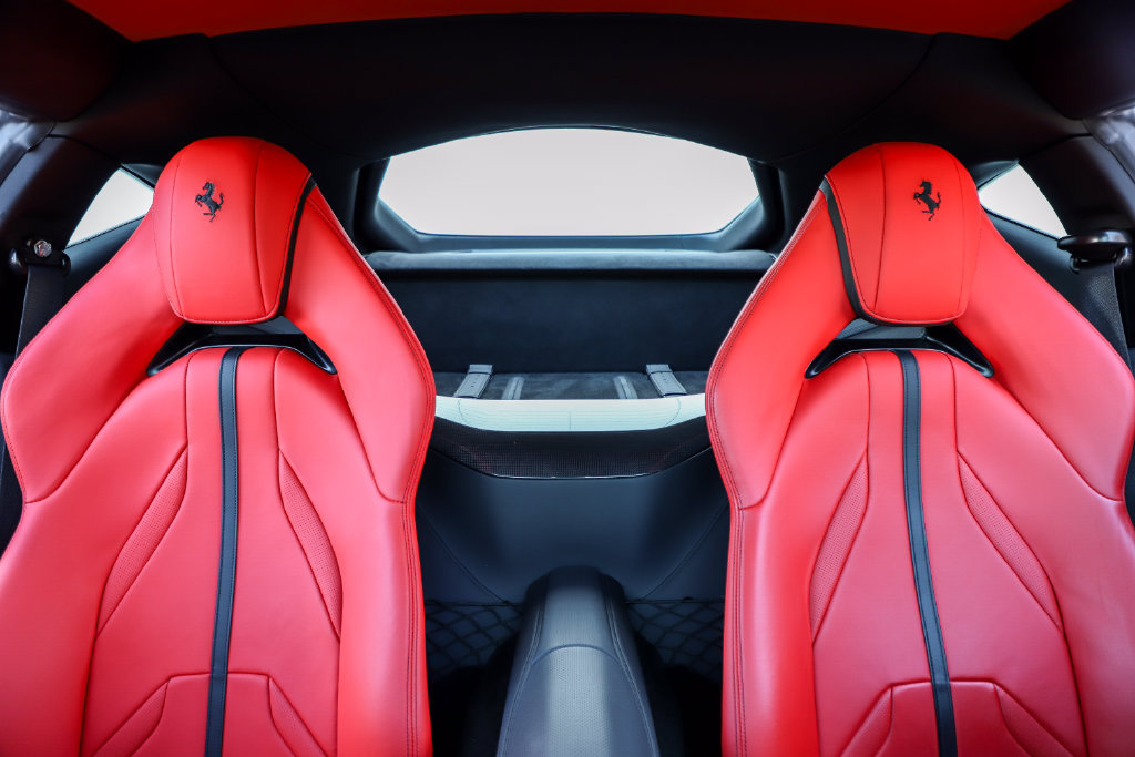 Certified 2018 Ferrari 812 Superfast RWD image 16