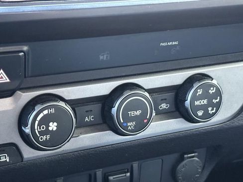 Used 2021 Toyota Tacoma SR w/ SR Convenience Package image 16