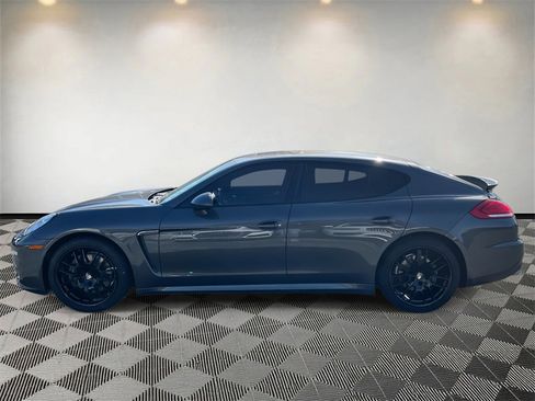 Used 2016 Porsche Panamera 2 image 6