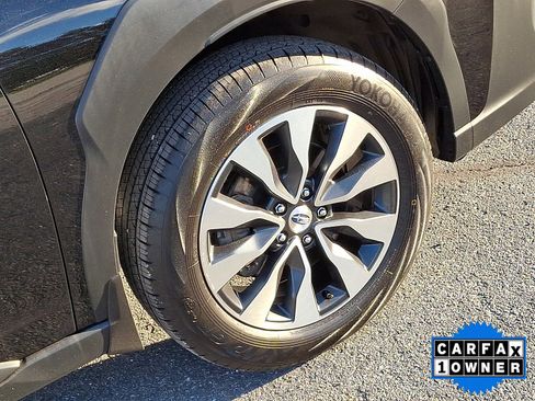 Certified 2025 Subaru Outback Limited image 11