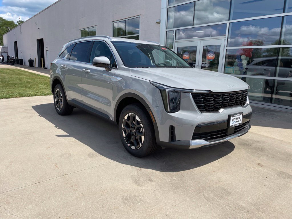 New 2026 Kia Sorento S AWD/4WD image 1