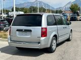 Used 2008 Dodge Grand Caravan SE image 3