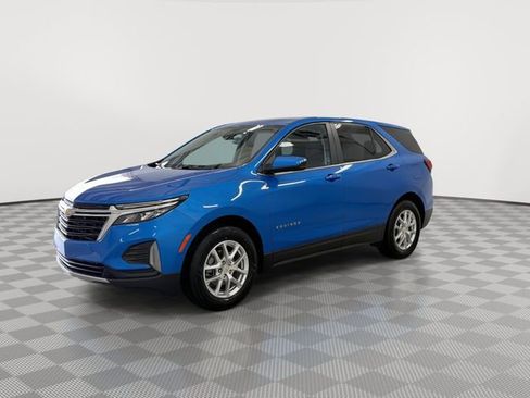 Certified 2024 Chevrolet Equinox LT w/ LPO, Floor Liner Package FWD image 6