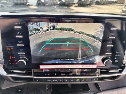 Used 2024 Toyota Sienna XLE Woodland Edition image 24