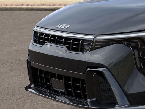 New 2025 Kia K4 GT-Line image 12