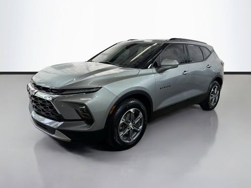 Used 2024 Chevrolet Blazer LT w/ Convenience Package AWD/4WD image 5