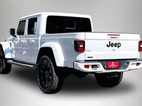 Used 2021 Jeep Gladiator Overland AWD/4WD image 4